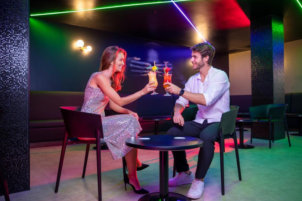 Hotel Rosamar Benidorm Bagian luar foto